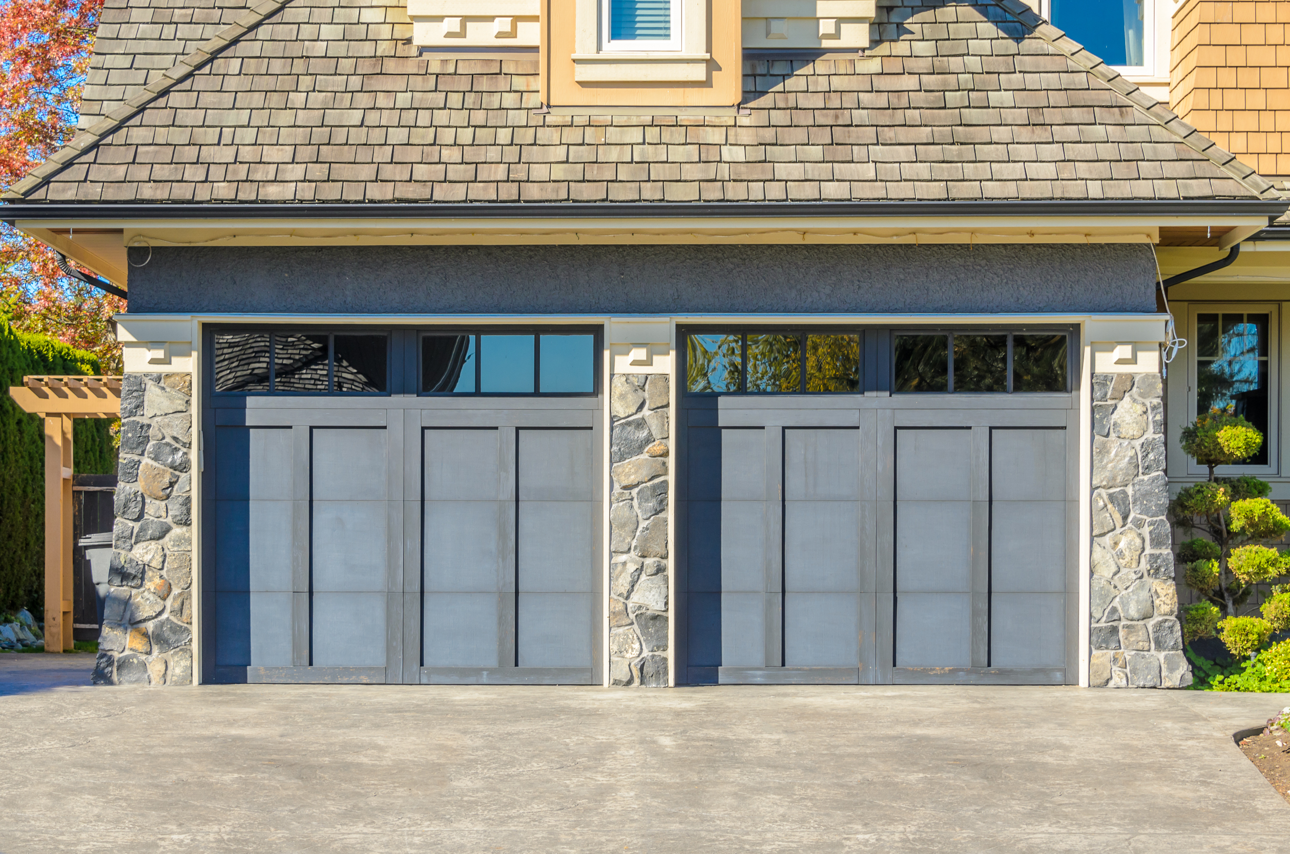 Garage,Door,In,Vancouver,,Canada.